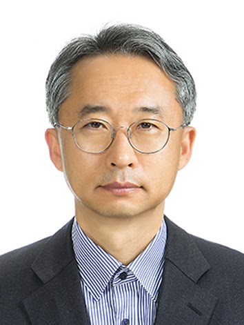 Sang-Young Lee 